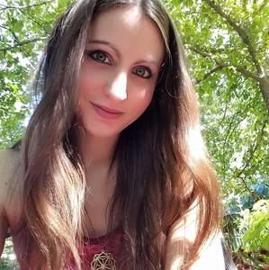 Meet your Posher, Cassie